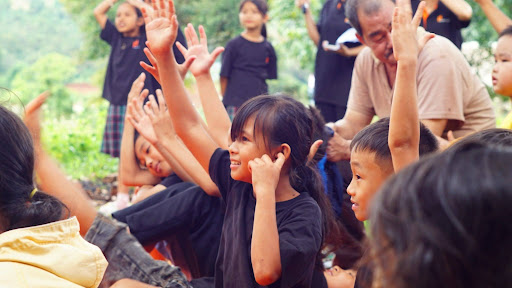 Hành Trình Nuôi Chữ